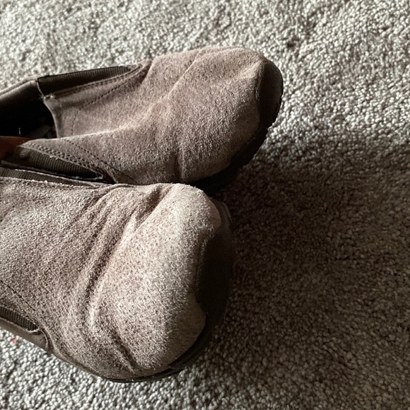 Skecher Memory Foam Shoes SIZE 8 - Picture 2 of 7